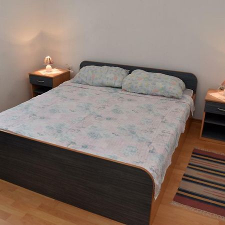 Apartments Car فير المظهر الخارجي الصورة